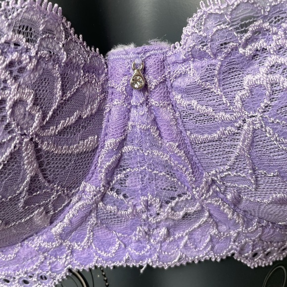 Montelle Intimates demi underwire bra - Picture 4 of 11